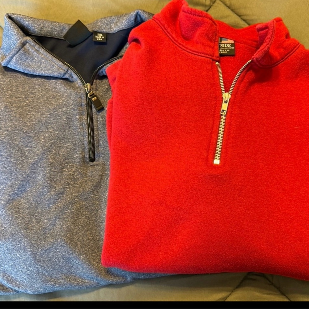2 men’s half zips